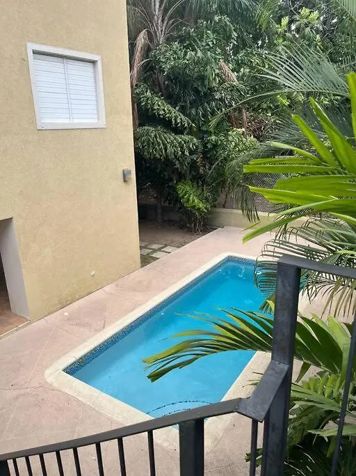 Amikae'S Apartment Kingston Jamaica